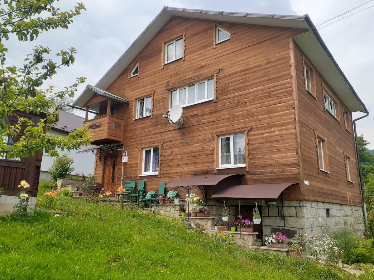 亚列姆切 Kатруся酒店 外观 照片